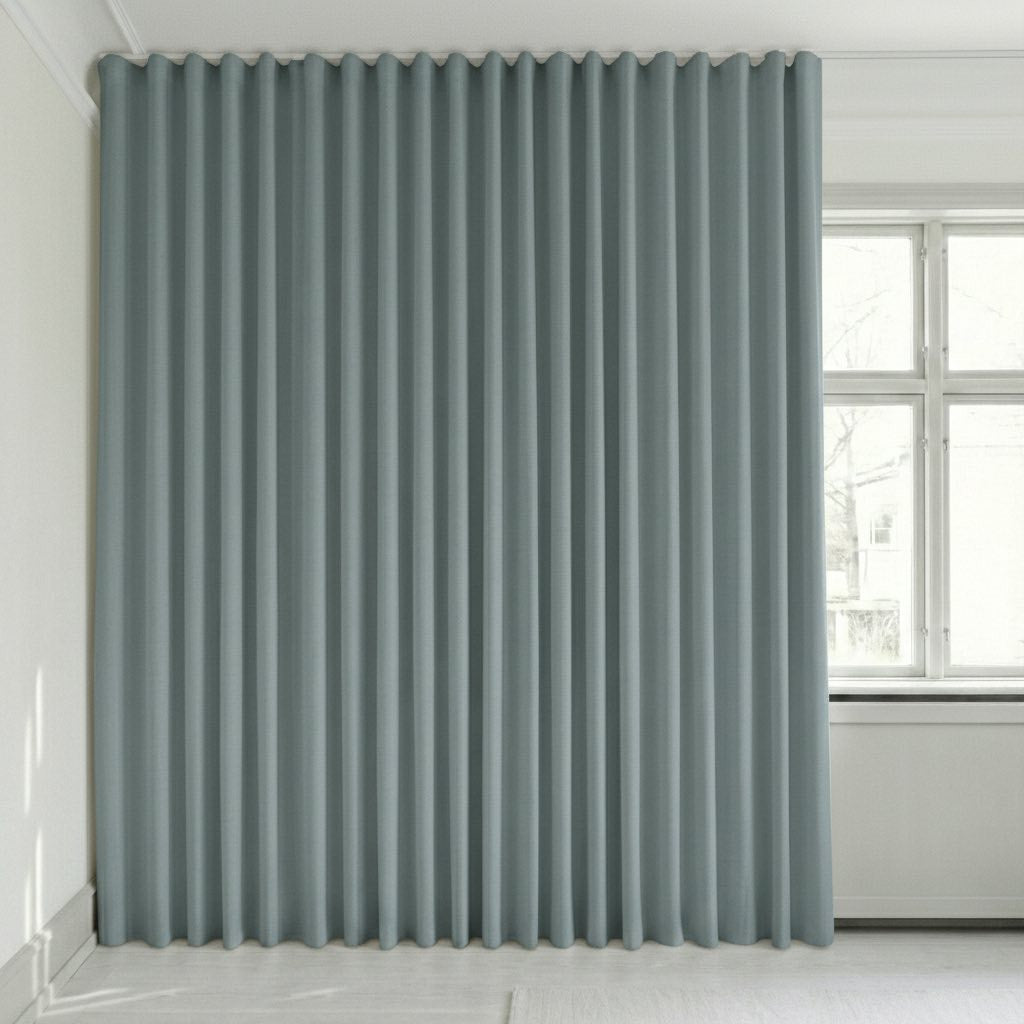 View image full screen Mørklægningsgardin på mål – Sola